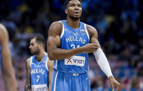 包含爆冷引发热议！，东契奇在DWG比赛中出色发挥再创辉煌时刻的词条-九游体育官方网站